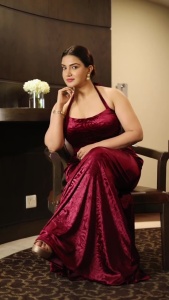 honey-rose-in-halter-neck-mermaid-dress-photos-007