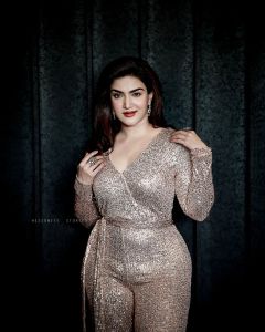 honey-rose-in-jumpsuit-dress-style-photos-004