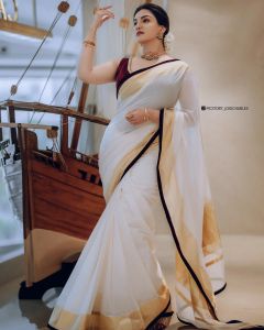 honey-rose-in-onam-saree