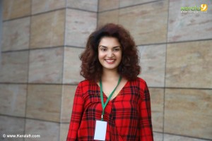 honey-rose-latest-photoshoot-09882-189