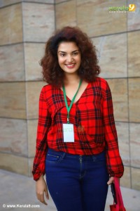 honey-rose-latest-photoshoot-09882-88