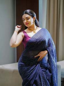honey-rose-photos-latest-in-stylish-dress