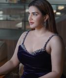 honey-rose-in-blue-gown-glamour-photos-003