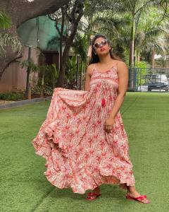 actress-iniya-new-photos-latest-22325-007