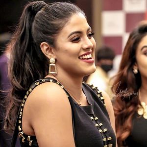 iniya-latest-instagram-010