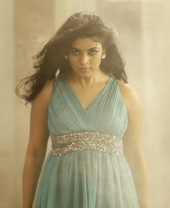 iniya-latest-movie-stills875