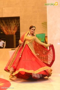 iniya-latest-photo-gallery-666-00573