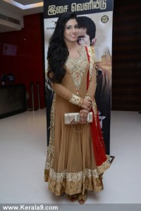 iniya-latest-photos-00164