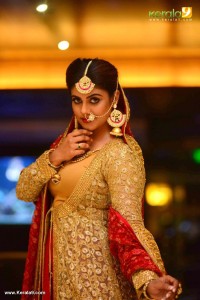 iniya-latest-photos-111-05355