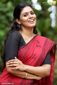 iniya-latest-photos-30171