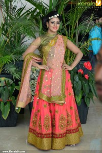 iniya-latest-photos-80090
