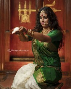 iniya latest photoshoot-002