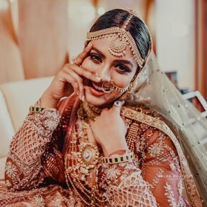 iniya latest photoshoot 6534-004