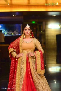 iniya-latest-picture-gallery-765-00433