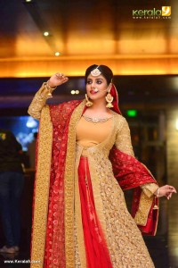 iniya-latest-picture-gallery-765-00699