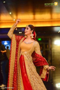 iniya-latest-picture-gallery-765-00724