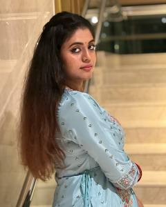 iniya-latest-pictures-004