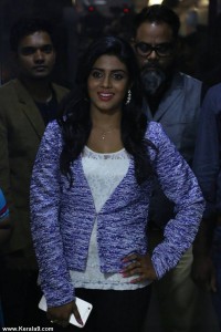 iniya-latest-stills-00245