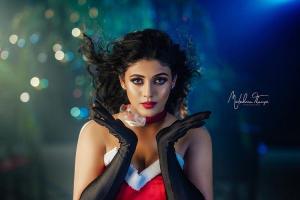 iniya-new-photoshoot-images-2