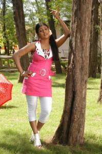 iniya-photos-download-00214
