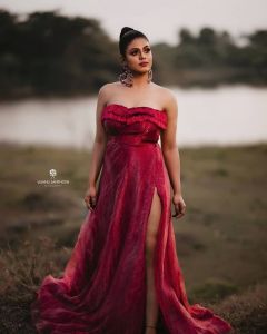 iniya-recent-photos-003