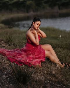 iniya-recent-photos-004