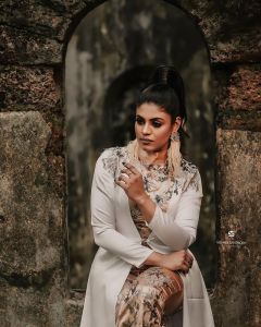 iniya-recent-photos
