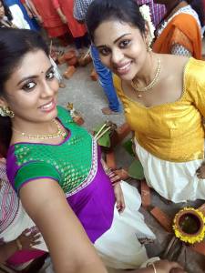 south-actress-iniya-photos-092-00331