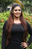 iniya-latest-photos-121-02181