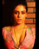 iniya-new-photoshoot-in-modern-dress-001