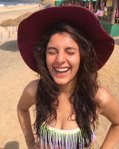 1_isha-talwar-photos-hd-002