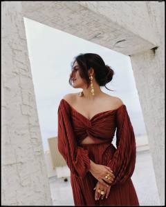 Isha-Talwar-new-photos-0932-002
