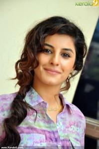 isha-talwar-hd-pics-00825