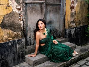 isha-talwar-in-green-outfits-from-milan-boutique-001