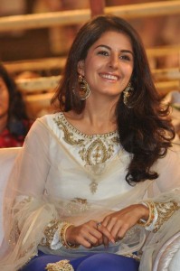 isha-talwar-latest-event-photos-03998-00323