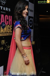 isha-talwar-latest-images-00220