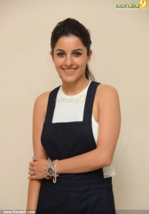 isha-talwar-latest-photos-40052