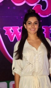 isha-talwar-latest-pics-200-00356