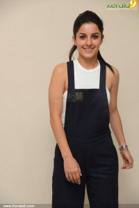 isha-talwar-latest-pics-2001
