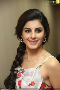 isha-talwar-latest-stills-01064