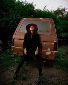 isha talwar new photos 0321-001