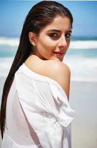 isha talwar new photos 0321-006