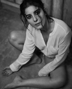 isha talwar new photos 0321-011