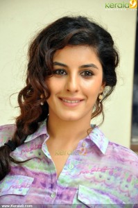 isha-talwar-photos-03740