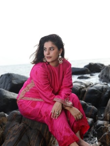 isha-talwar-photoshoot-latest-photos-007