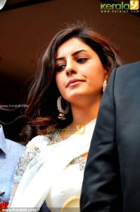 isha_talwar_latest_stills-0058