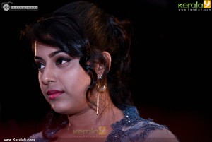 jewel-mary-latest-photos-300-0025