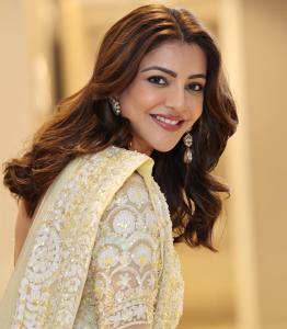 1_kajal-aggarwal-photos-new-004