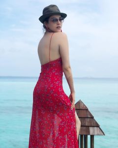 kajal agarwal honeymoon pics latest-005