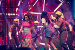 kajal-agarwal-item-dance-images-083832-391